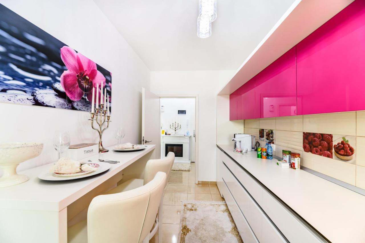 Luxury Apartment Avantgarden 3 布拉索夫 外观 照片